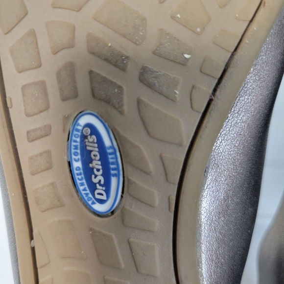 Womans Dr. Scholls Ballet Flats Pewter/Silver Size 6 Buckel Detail Pointy toe - Picture 8 of 10